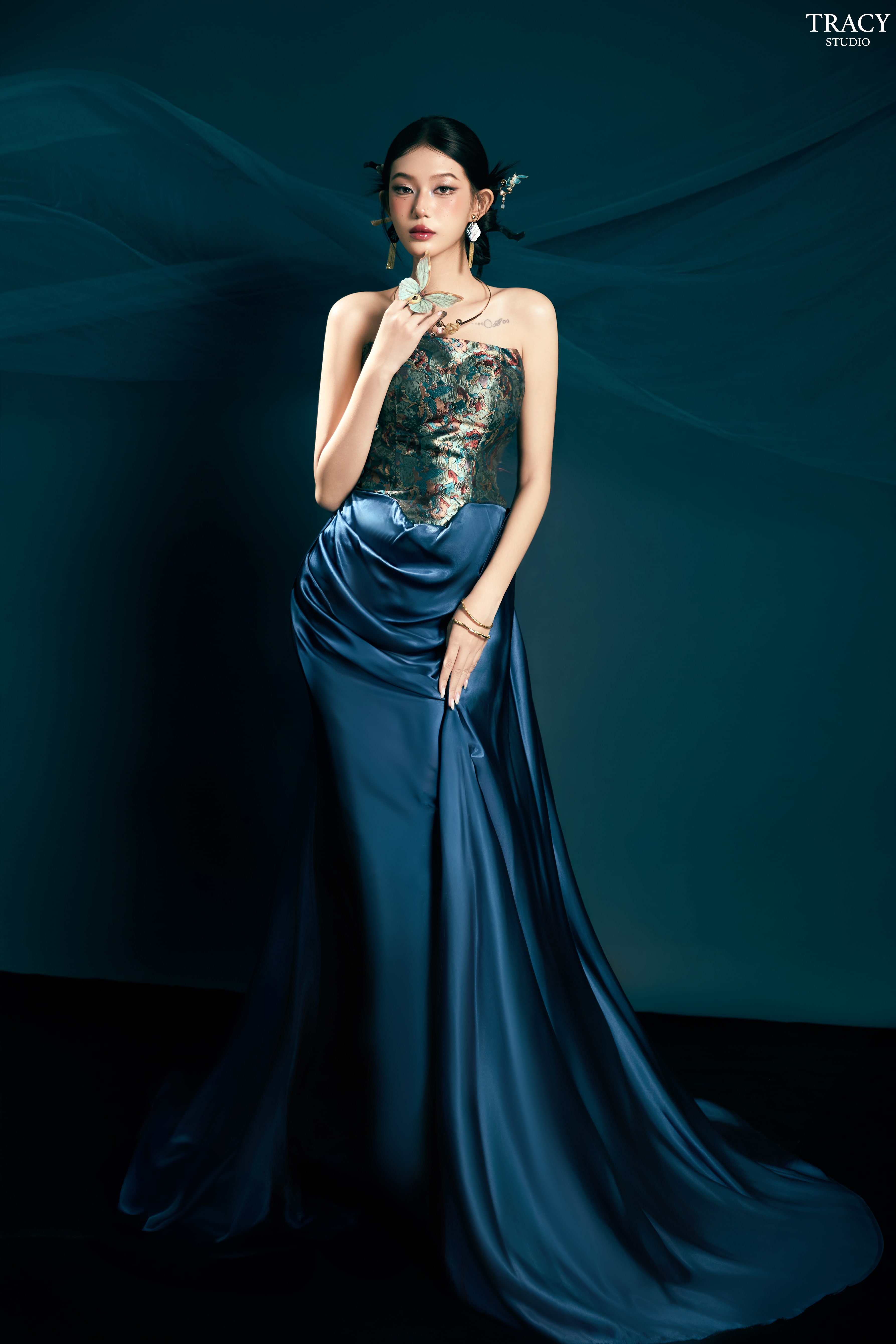 frontend/img/gallery/anh-tet-yem-ao-dai/tracy-studio-chup-yem-lam-diep (6).jpg